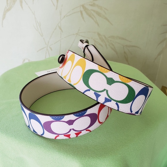 COACH STRAP RAINBOW SIGNATURE CANVAS:NWT CHALK/RAINBOW PRIDE CJ952 - Picture 7 of 11